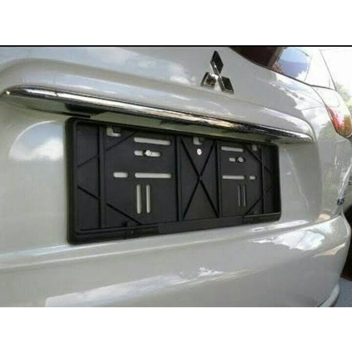 Dudukan Plat Nomor Astra / Cover Plat Nomor Mobil Model Astra