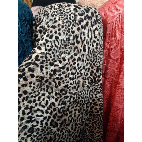 bahan/kain brokat street motip