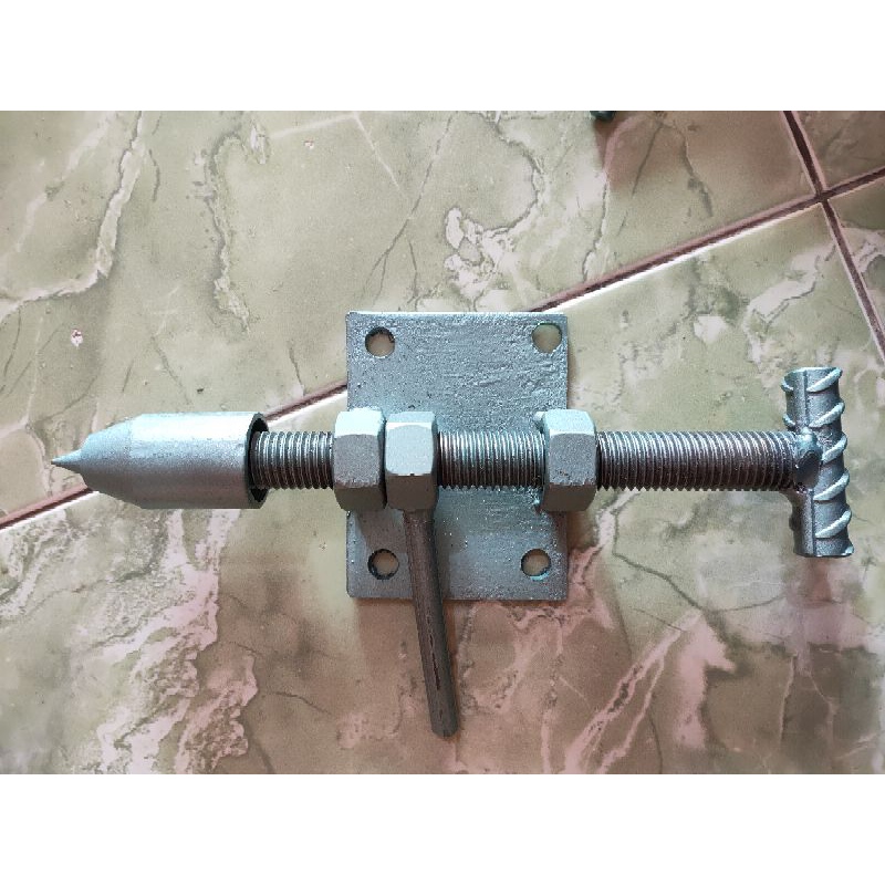 rangkaian bubut kayu incer bubut kayu lancip ujungnya bisa ber putar