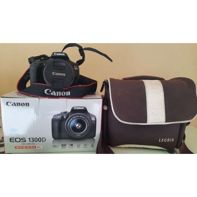 Kamera Canon EOS 1300D