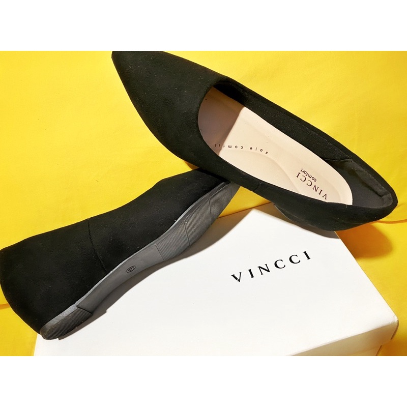 (New) Murah Vincci Flat Wedges Shoes Sepatu Lancip Hitam