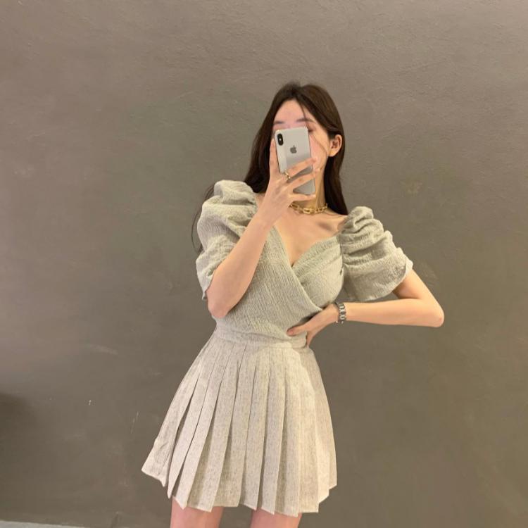 IOS SHOP JODIE BLOUSE CROP TOP CREPE WANITA KOREAN STYLE  KEKINIAN