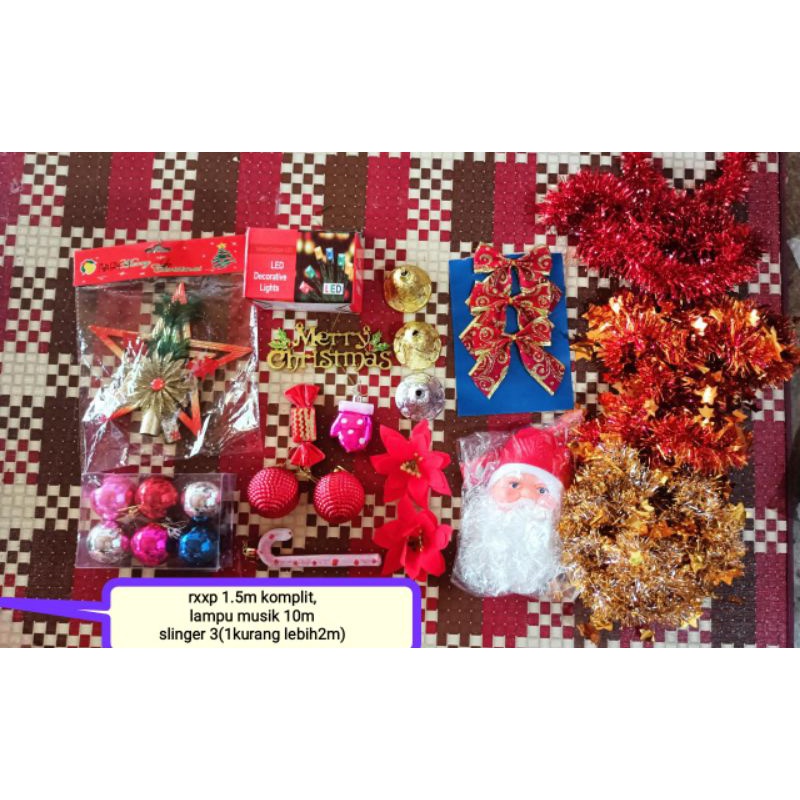 Asesoris pohon natal untuk 1.5m dan 1.8m komplit seperti gambar,tanpa pohon ya, (BACA KETERANGAN