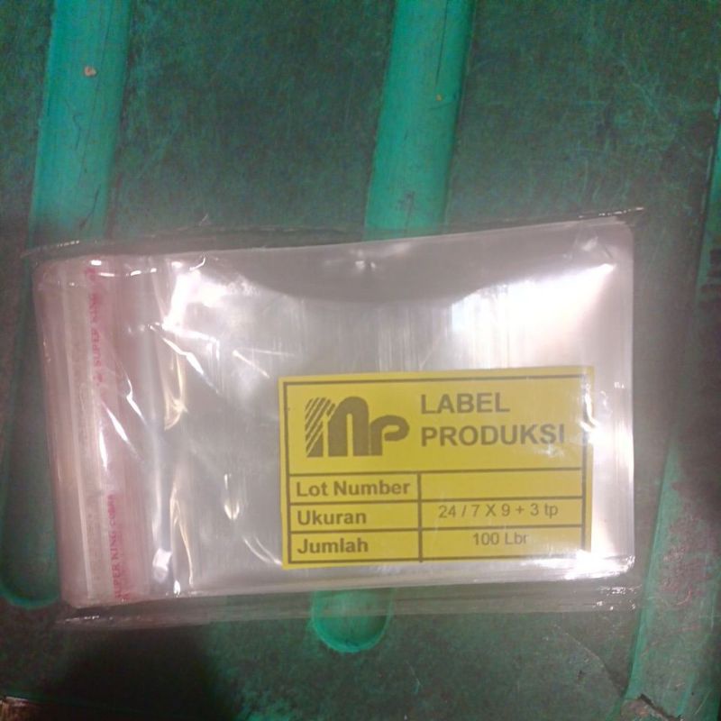 

plastik lem 7*9