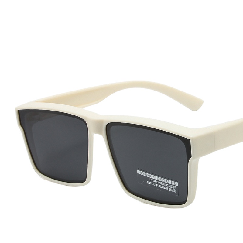 Set Kacamata Hitam Lensa Polarisasi Myopia Anti ultraviolet Untuk Pria Mengemudi