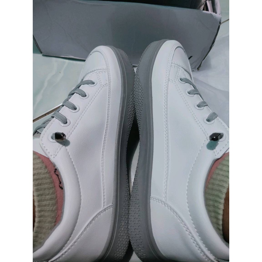 Sepatu Sneakers Wanita Pria Putih Korea Design Kasual PU Karet Korean Style Import Original FSH152 Cladiva