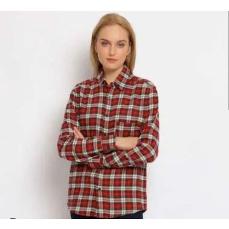 kemeja flanel kotak wanita uniqlo