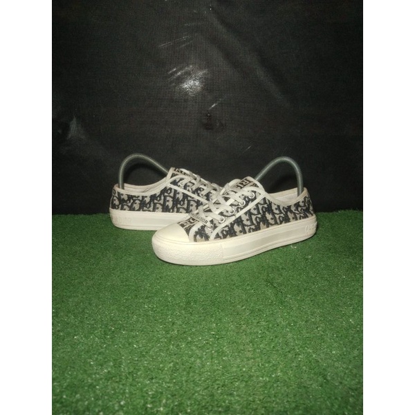 sepatu second branded Christian diorMade in italySize 38