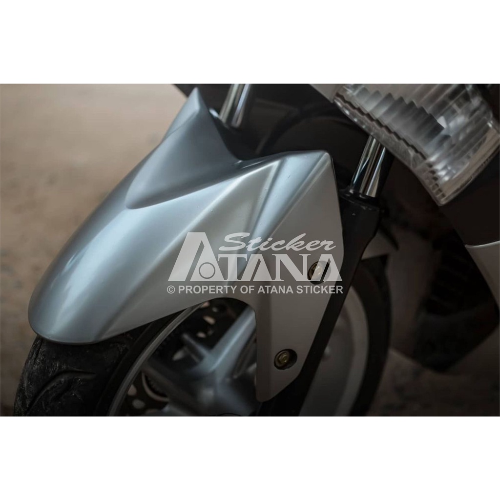 Skotlet Silver Glossy Scotlet Abu Muda Tua Gloss Stiker Grey Kilap Metalik Sticker Perak Meteran Decal Roll Scotlite Body Sepeda Motor Matic Scotlight Mobil Tiang Dekorasi Kaca Aquarium PCX NMAX Lexi Beat Vario Avanza Xenia Brio Xpander L300 Scoopy Ninja