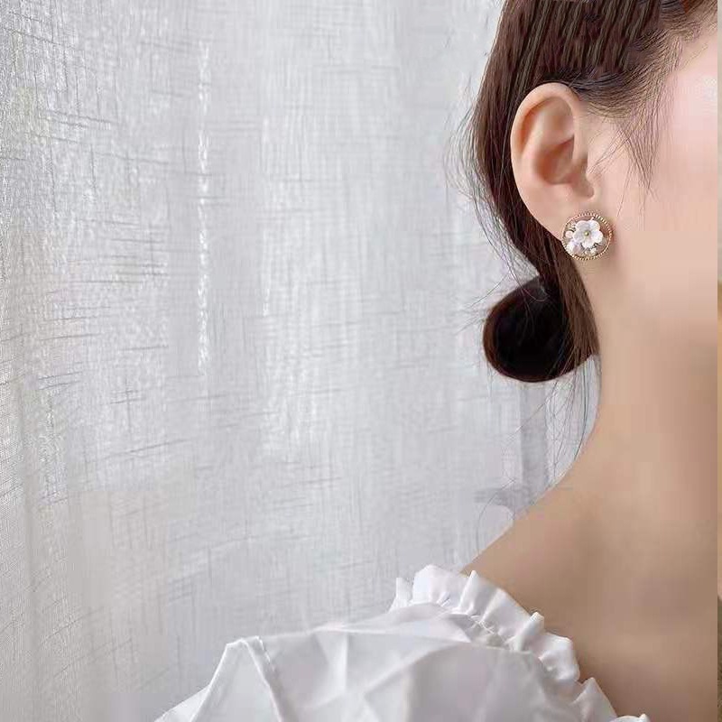 Mori Anting Tusuk Gantung Bahan Metal Desain Bunga Hias Zircon Untuk Wanita