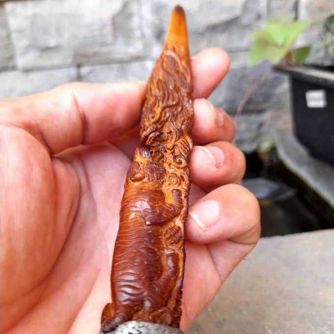 pipa gg ukir bali ring dihias ruby tanzania dim : 15,4 x 2 x 1,6 cm