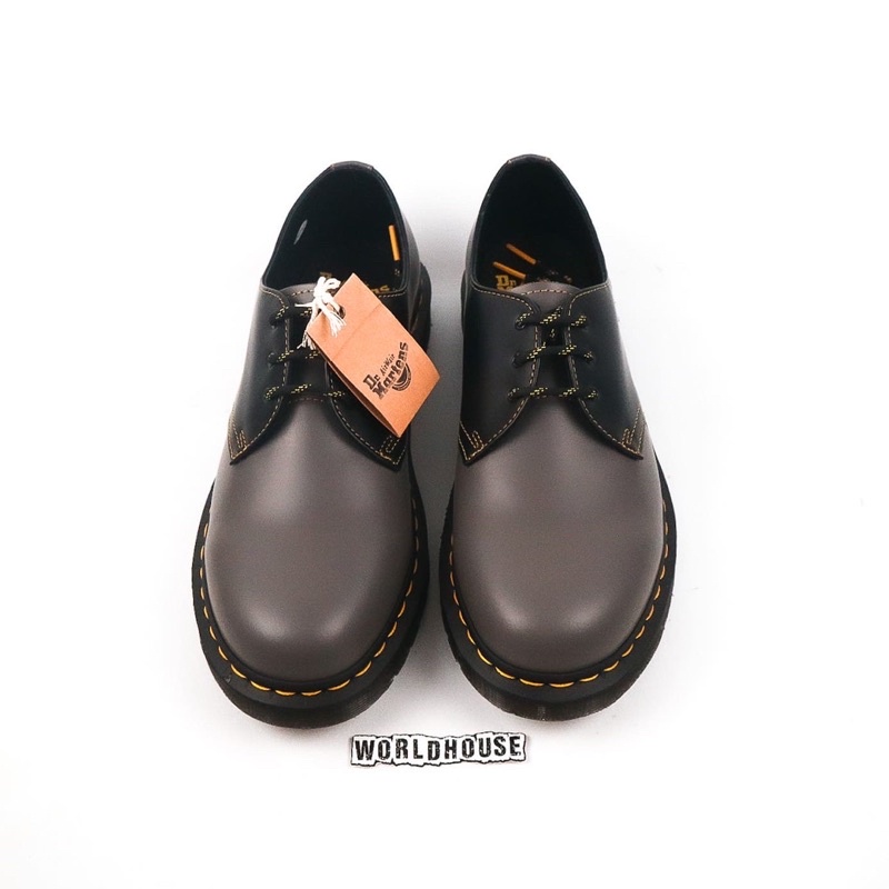 dr martens 1461 charcoal black smooth