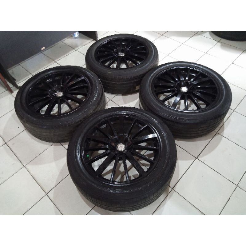 velg bekas Racing AVARUS Ring 19+ban bonus 225 55 R19 lebar 8 pcd 5x114 et 42 inova rush terios harr