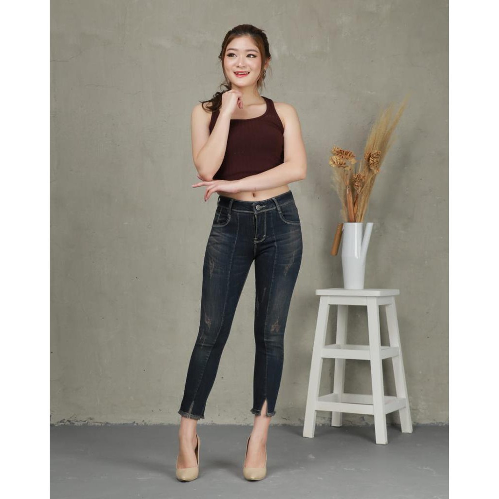 CELANA JEANS WANITA SERENA SLIT CROOPED / CELANA JEASN 7/9 TERBARU MASA KINI