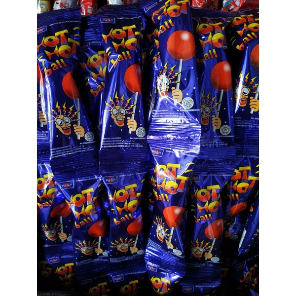 

Permen Hot Hot Ball 1renteng isi 8pcs