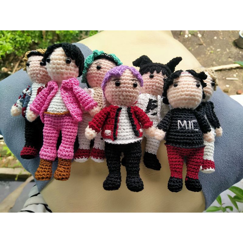 Boneka BTS Rajut (READY)