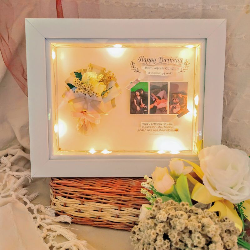 KADO WISUDA / KADO WEDDING / KADO PIGURA / PIGURA 3 DIMENSI LAMPU