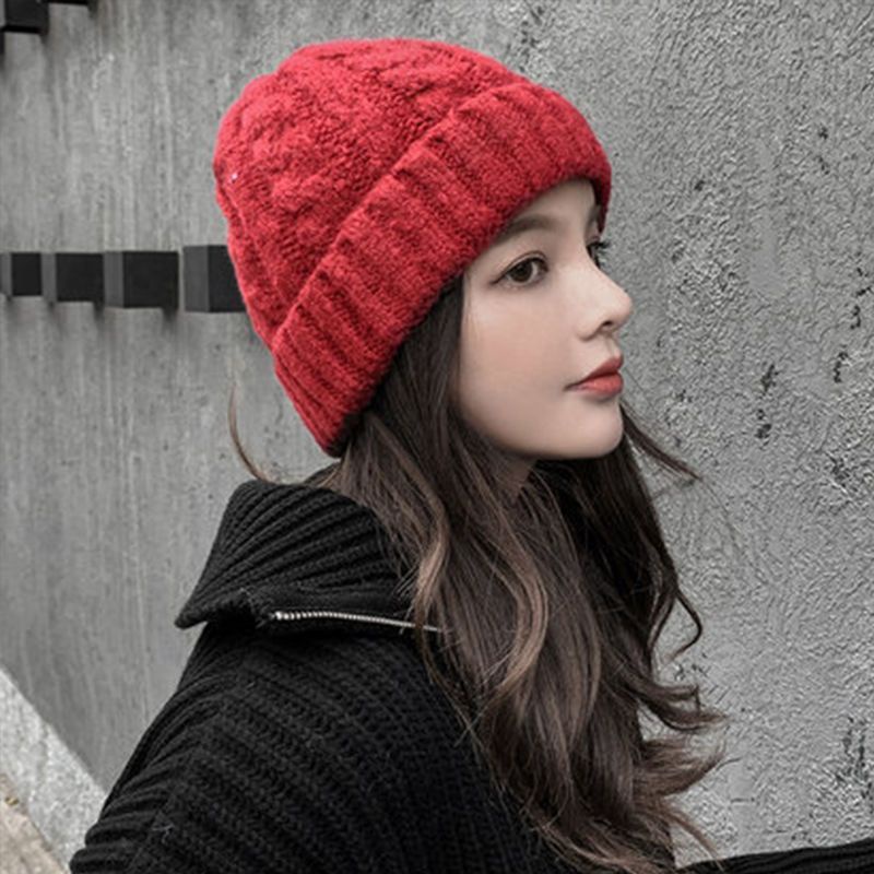 WOMAN WINTER BEANIE + TOPI RAJUT WANITA