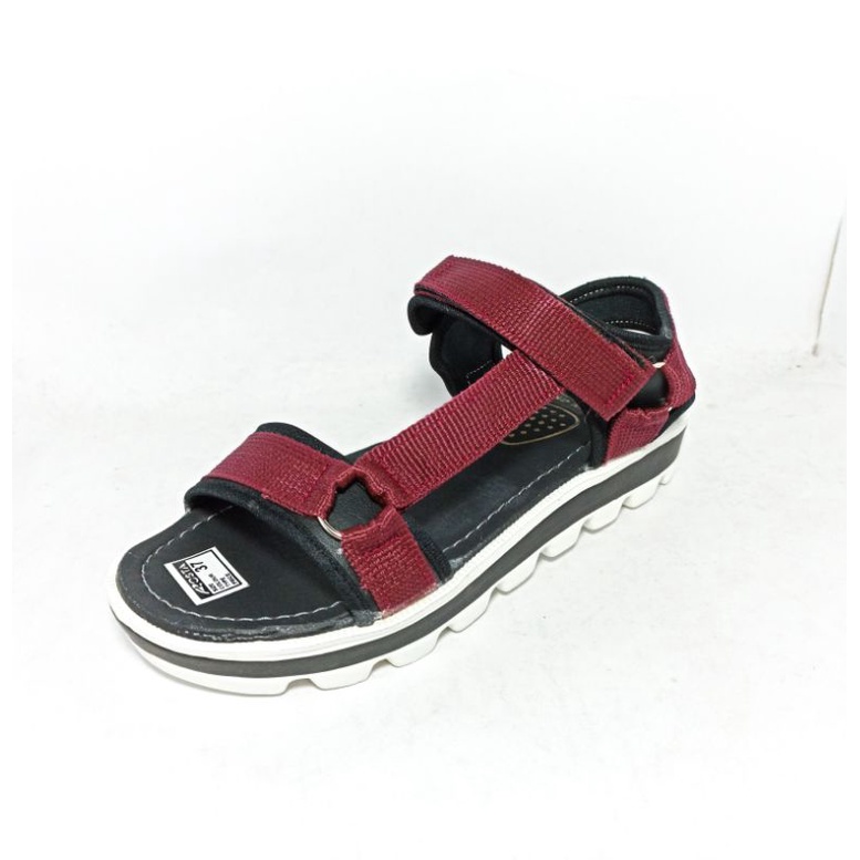Sandal Wanita Tali Anti Licin - Rosta