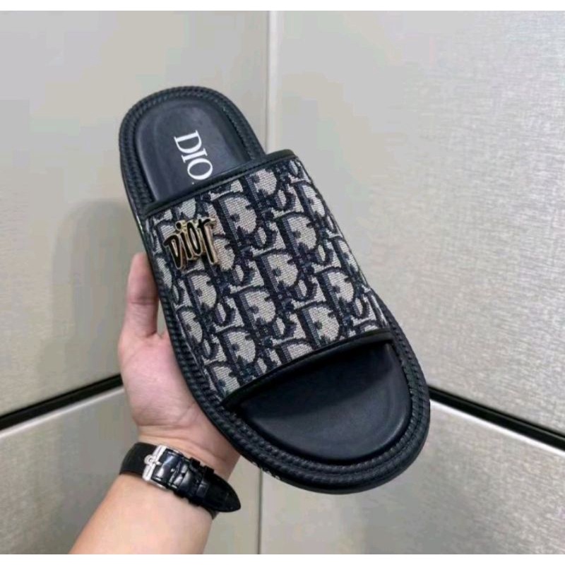 sandal dior pria / slip on / selop pria / sandal selop termurah / slip on