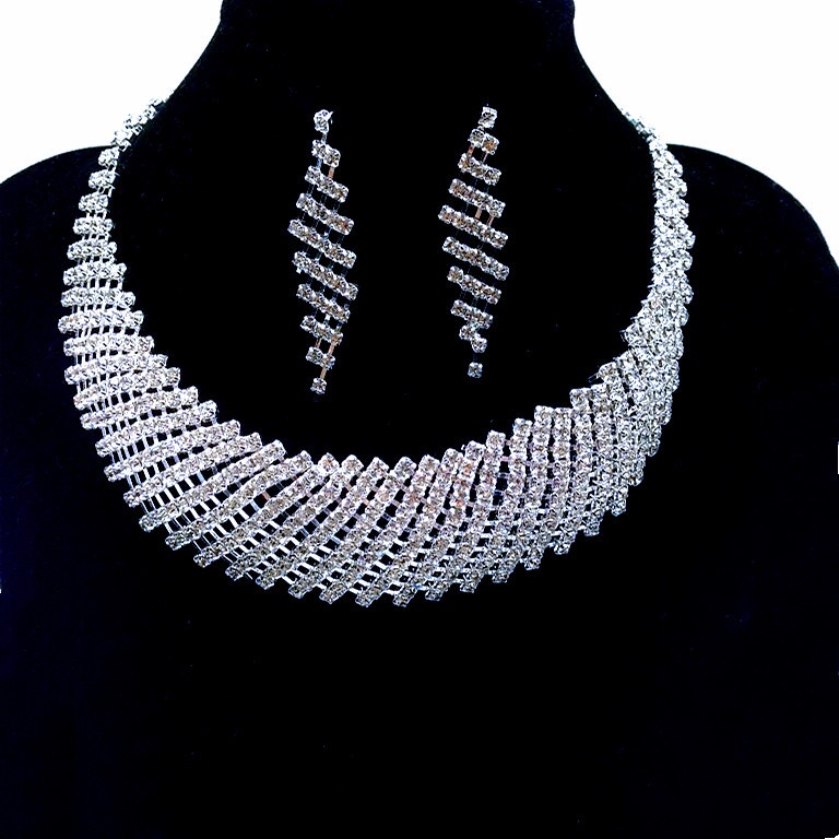 Set Perhiasan Pengantin Anting Kalung Pernikahan Berlian Imitasi