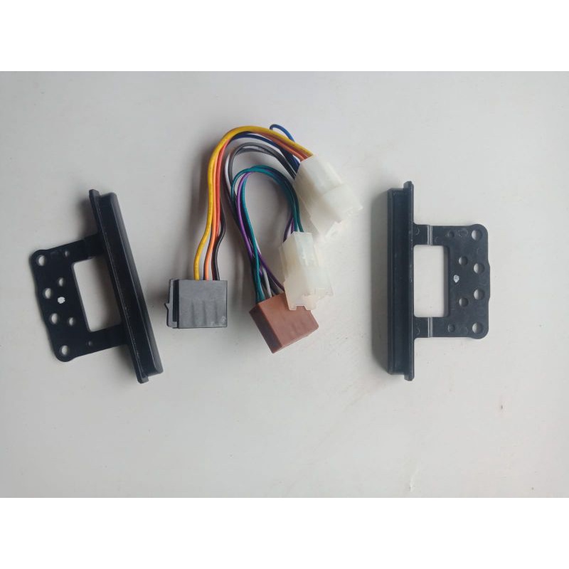 Socket Soket Head Unit DHD 4300 Skeleton SKT 8197 + Kuping Toyota Calya Daihatsu Sigra PNP