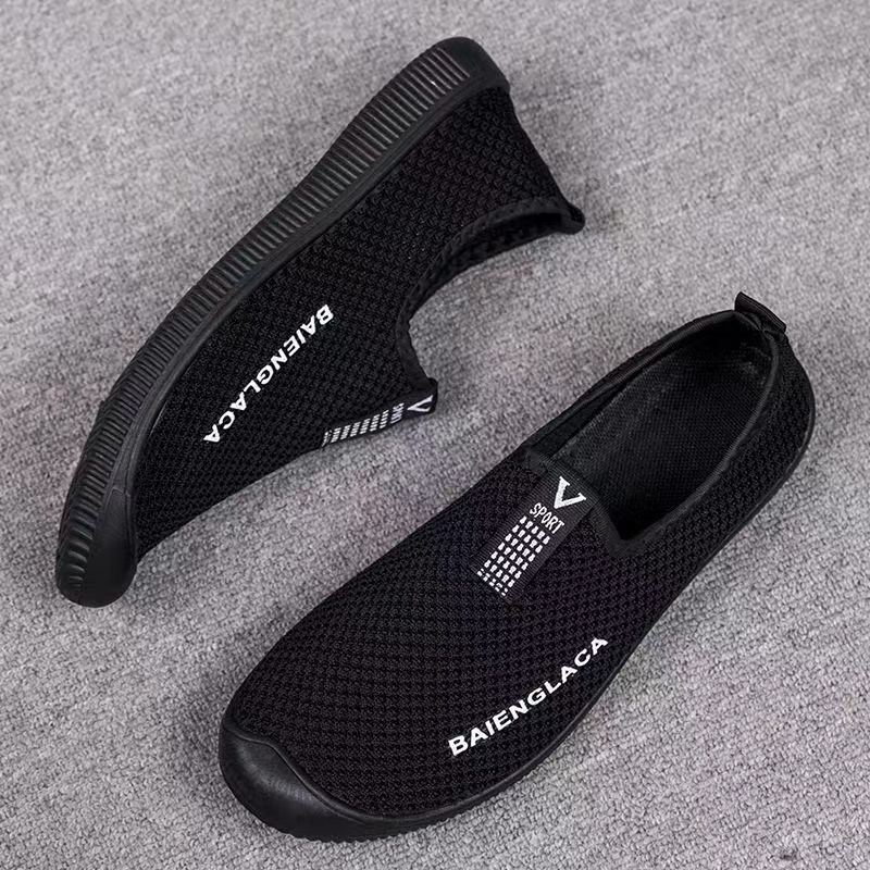 Highland Sepatu Slip On Pria Santai Sepatu Pria Casual Sepatu Sekolah Hitam MR209