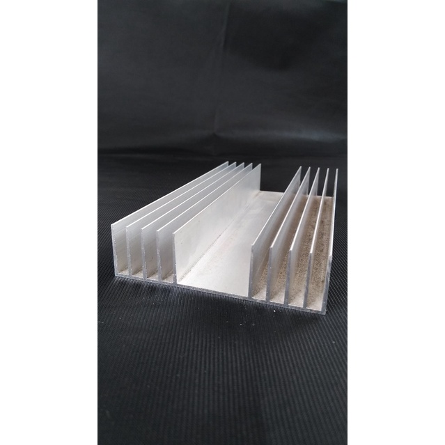 Pendingin power sanken p 30 cm type 5 sirip Tebal Heatsink aluminium