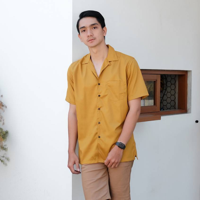 Mensfashionhouse Kemeja Pria Lengan Pendek Polos Reguler Fit Cowok Kasual Murah Kualitas Premium