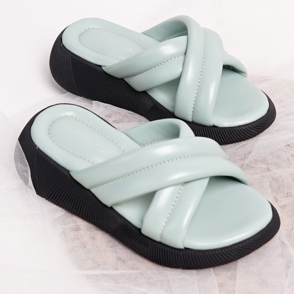 LAPEPA YUK - Sandal Platform Anak Perempuan Usia 2 sampai 10 Tahun NADHIRA KIDS Sendal Anak cewek Wedges Wanita Empuk Model Silang Warna MINT Hijau Sage Green Strap cewe Slop Usia Umur 3 4 5 6 7 8 9 thn Tahun Premium Ori Original Mall Official Store