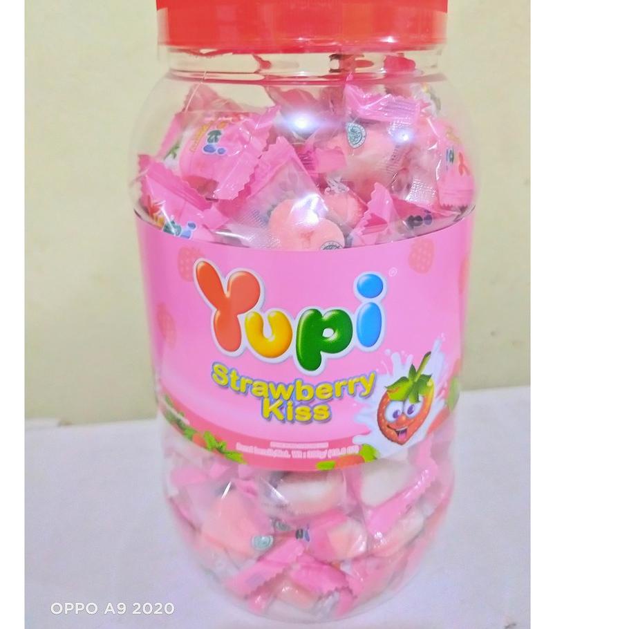 

✨Grosir✨ PERMEN YUPI STRAWBERRY KISS JAR (TOPLES) gas !!