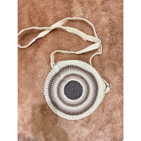 Tas rajut Bulat