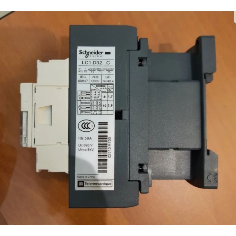 Jual KONTAKTOR SCHNEIDER LC1D32M7 3PHASE 220V / CONTACTOR LC1D32M7 ...