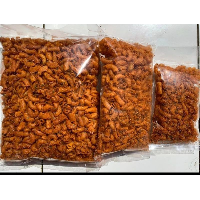 

oleh oleh khas jawa barat makaroni banatat 250 gr pedas gurih