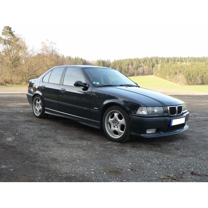 Karet Body BMW E36 (4 Pintu) .