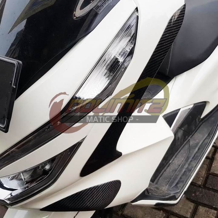 Cover Pelindung Sayap Body Depan Atas Carbon Kevlar PCX 150 Lokal