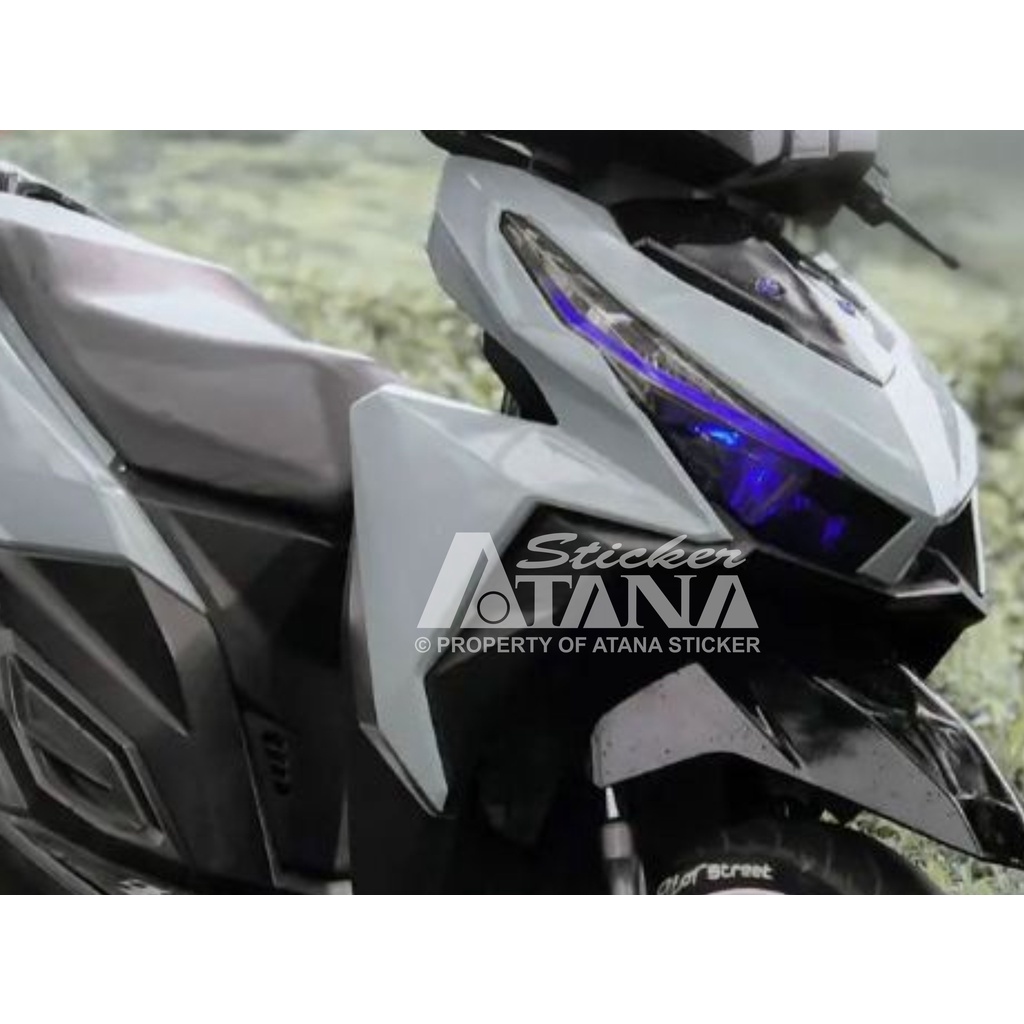 Skotlet Silver Glossy Scotlet Abu Muda Tua Gloss Stiker Grey Kilap Metalik Sticker Perak Meteran Decal Roll Scotlite Body Sepeda Motor Matic Scotlight Mobil Tiang Dekorasi Kaca Aquarium PCX NMAX Lexi Beat Vario Avanza Xenia Brio Xpander L300 Scoopy Ninja