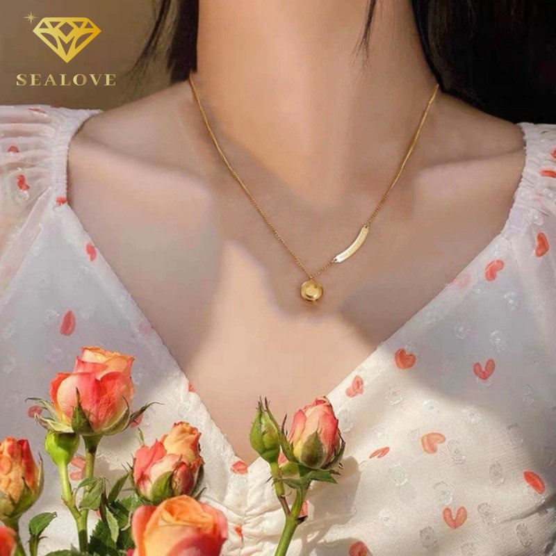 Kalung titanium wanita anti karat 18k emas Smiley liontin kalung Aksesori fashion Korea