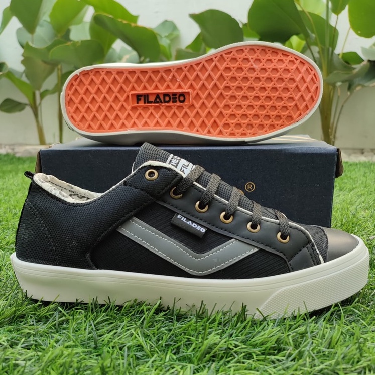 SEPATU FILADEO OTENTIK HITAM PUTIH SEPATU PRIA DAN SEPATU WANITA kanvas SIZE 36-43