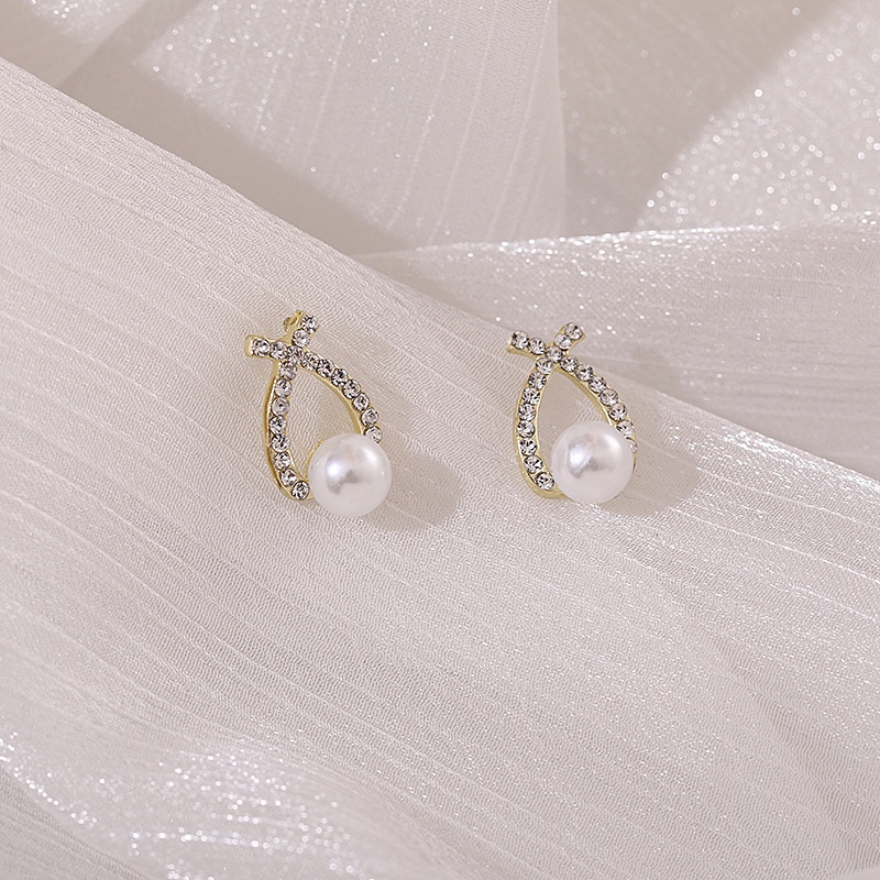 OILA anting mutiara diamond silang cross pearl diamonds earrings jan096 (1G3)