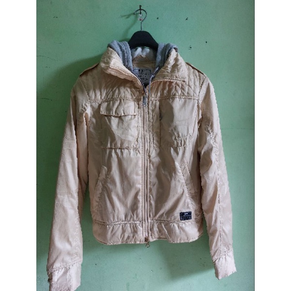 Jaket Outdoor Nike Wanita