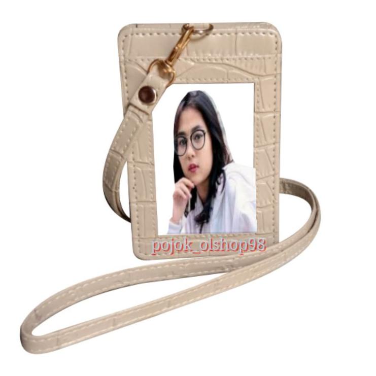 

Banyak Dipakai.. Name tag lanyard+Cermin Id Card Holder