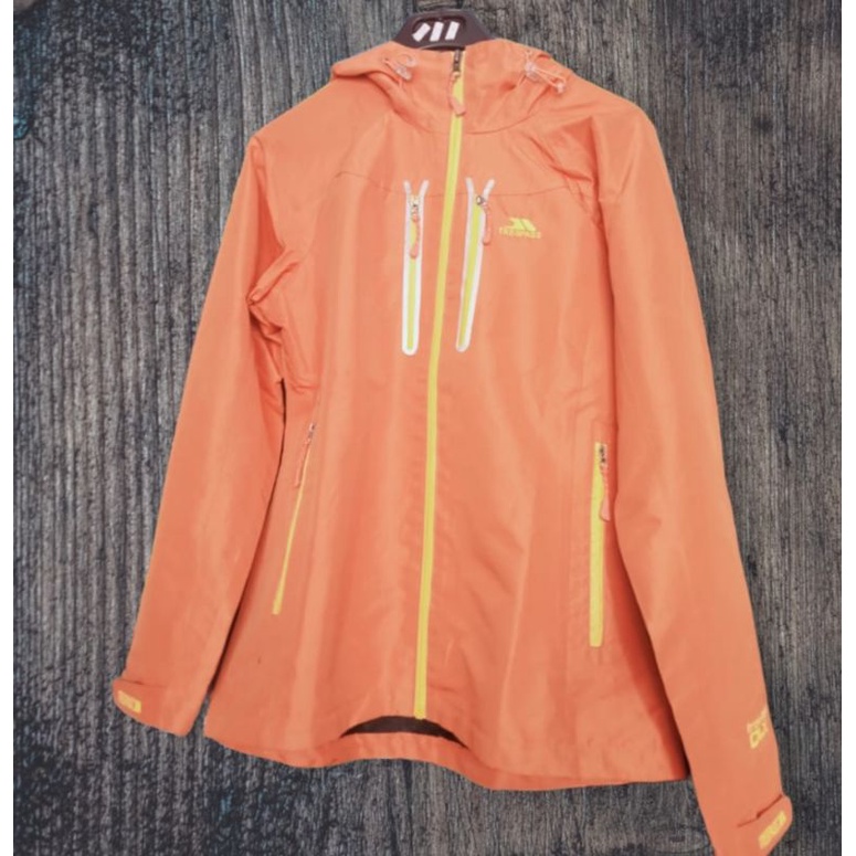 OUTDOOR JAKET TRESSPAS