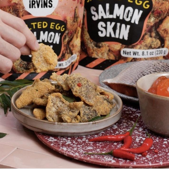

Terlaris!! IRVINS Salted Egg Salmon Skin Big (230 gr),,,