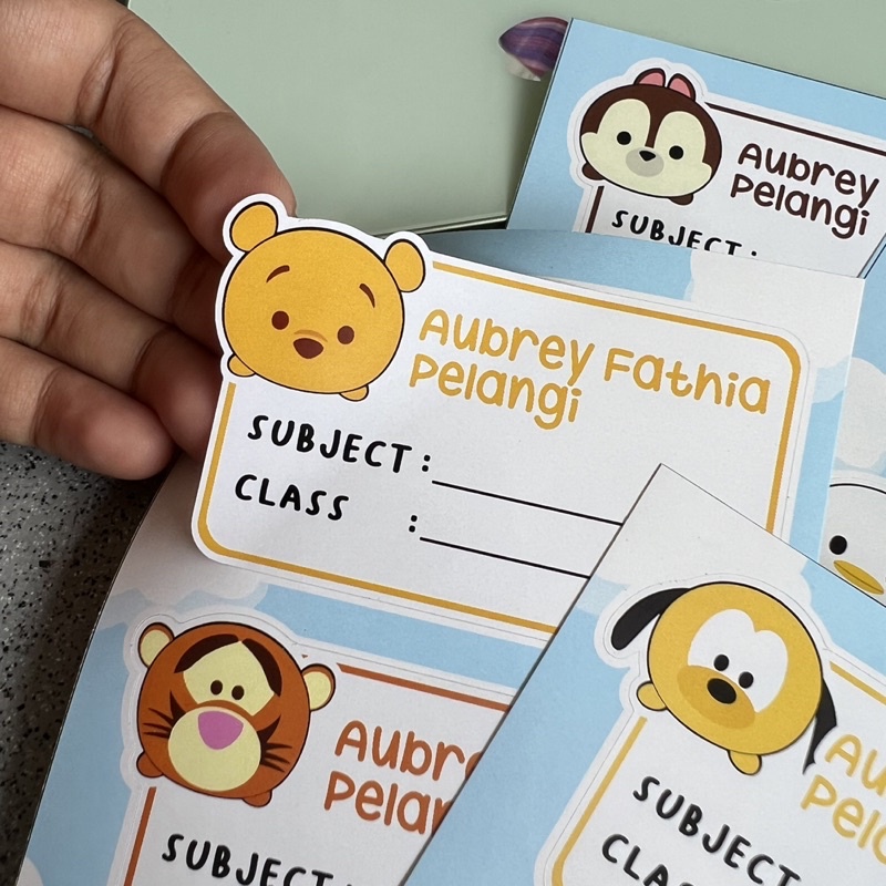 

STICKER BUKU DISNEY TSUM-TSUM SERIES