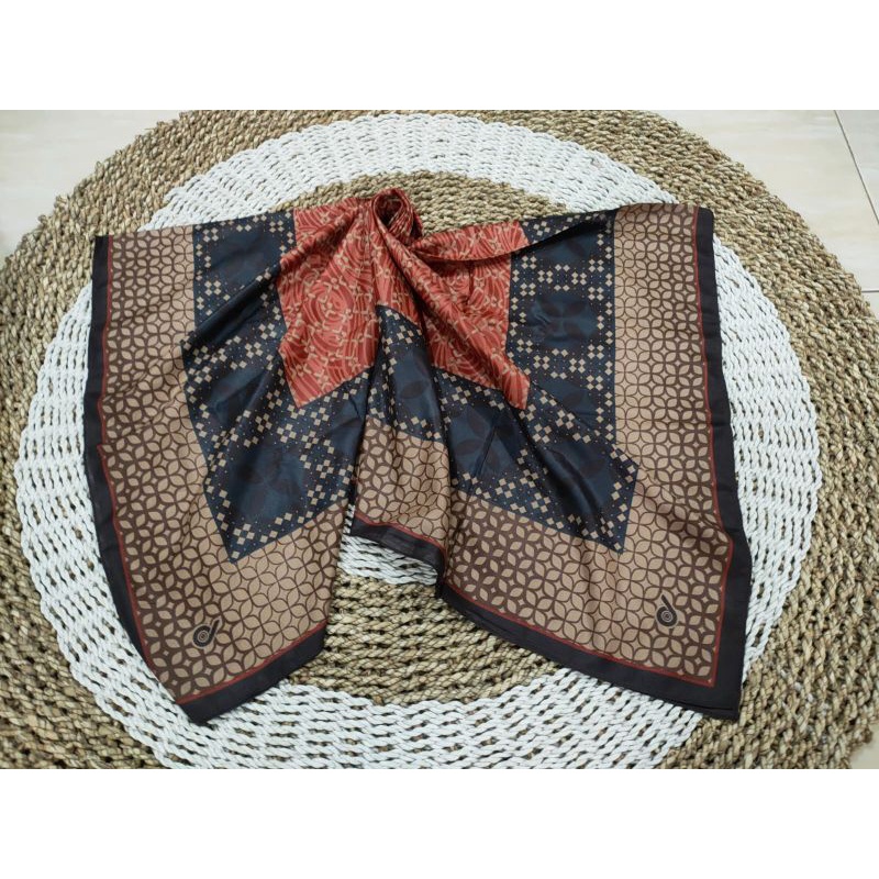 kerudung deenay