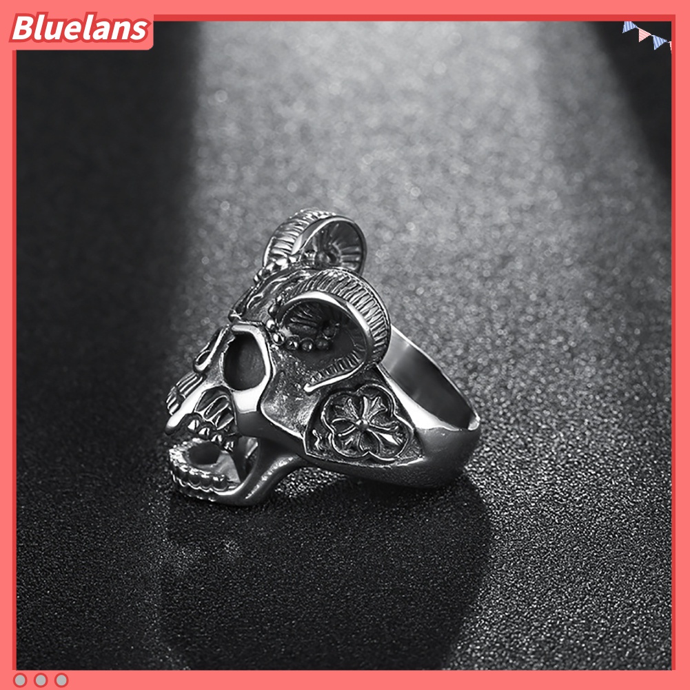 Cincin Jari Desain Tengkorak Hollow Gaya Vintage Untuk Unisex