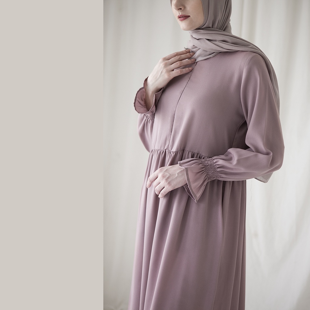 Hanum by Aska Label - Gamis wanita long dress Muslim basic lengan panjang busui friendly warna biru, ungu lilac