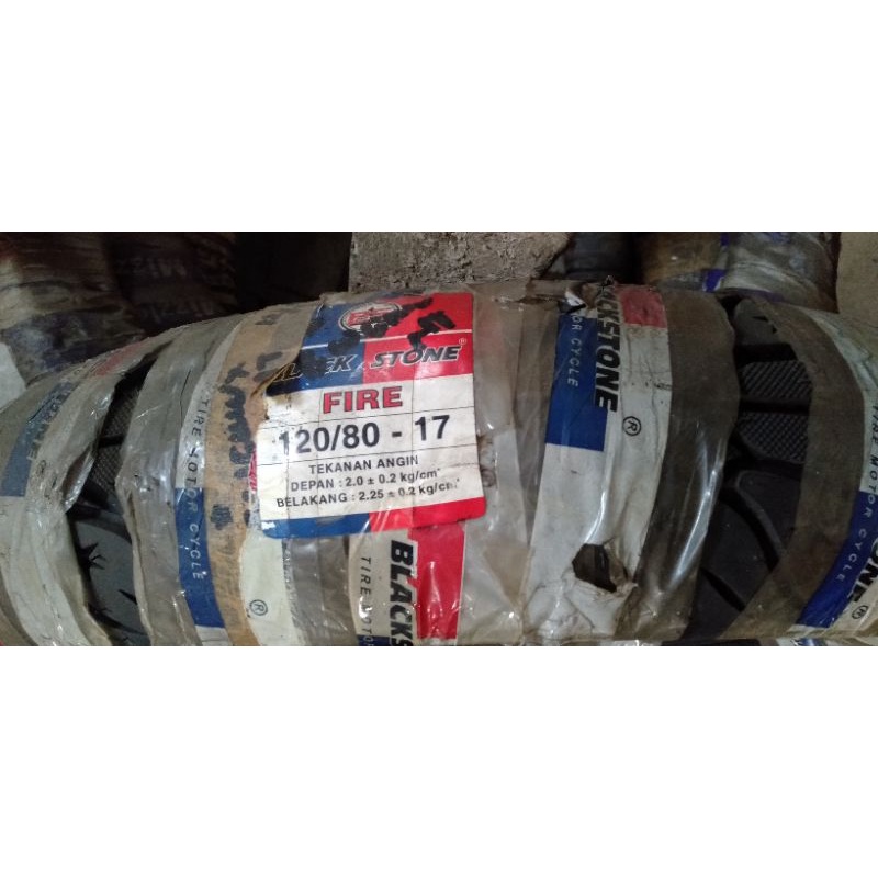 Ban luar Blackstone 120/80-17tubetype