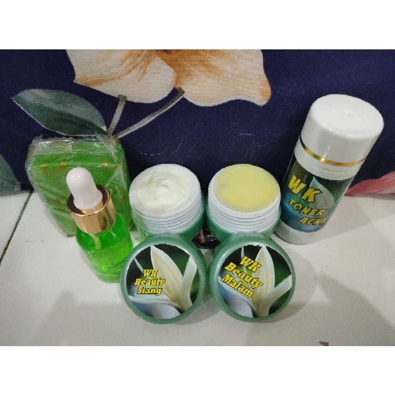 Wk cream hijau khusus flek membandel